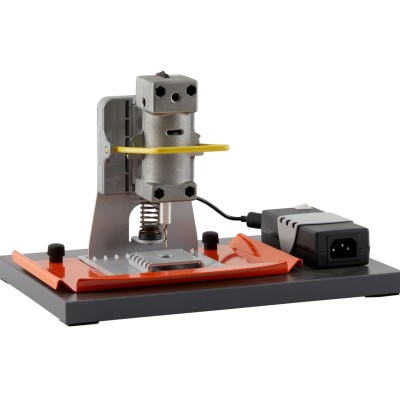 Bộ STEM lĩnh vực cơ khí đa năng gồm bộ máy tiện, cưa, cắt, chà nhám, nguyên liệu sản xuất kèm bộ giáo án tổ chức hoạt động.